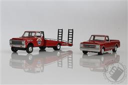 1971 Chevy C30 Ramp Flatbed Tow Truck & 1968 Chevrolet C10 Pickup 1:64 Scale Diecast Model,Greenlight Collectibles 