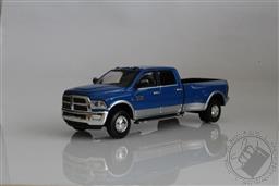 2018 Dodge Ram 3500 DRW Dually Big Horn Diesel w/ Hitch 1:64 Scale Diecast Model (Blue, Harvest Edition),Greenlight Collectibles 