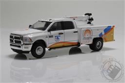 Dually Drivers Series 7 - 2015 Ram 3500 Crane Truck - Port of Miami Tunnel,Greenlight Collectibles 