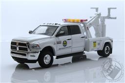 Dually Drivers Series 8 - 2018 Ram 3500 Dually Wrecker - Los Angeles County Metro Freeway Service,Greenlight Collectibles 