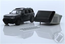 The Great Outdoors Series 1 - 2021 Ford Bronco Sport with Modern Rooftop Tent 1:64 Scale Diecast Model,Greenlight Collectibles 