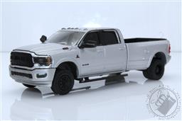 Dually Drivers Series 9 - 2021 Ram 3500 Dually - Limited Night Edition - Billet Silver,Greenlight Collectibles 