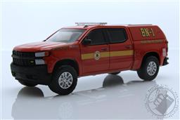 Fire & Rescue Series 2 - 2020 Chevrolet Silverado Z71 with Battalion Truck Cap - Philadelphia Fire Department Battalion Chief,Greenlight Collectibles 