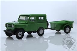 Hitch & Tow Series 25 - 1972 Nissan Patrol and 1/4 Ton Cargo Trailer),Greenlight Collectibles 