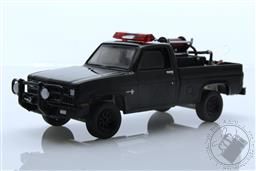 Black Bandit Series 26 - 1982 Chevrolet K20 Scottsdale - Black Bandit Fire Department with Fire Equipment, Hose and Tank,Greenlight Collectibles 