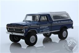 PREORDER 1974 Ford F-250 with Camper Shell - Midwest Four Wheel Drive Center (Hobby Exclusive) (AVAILABLE MAR-APR 2022),Greenlight Collectibles 