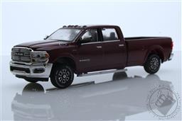 Showroom Floor Series 1 - 2022 Ram 3500 Limited Longhorn - Delmonico Red,Greenlight Collectibles 
