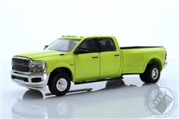 Dually Drivers Series 11 - 2019 Ram 3500 Big Horn - National Safety Yellow,Greenlight Collectibles 