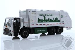 S.D. Trucks Series 17 - 2021 Mack LR Electric Rear Loader Refuse Truck - New York City Department of Sanitation (DSNY) “Fully Electric”,Greenlight Collectibles 