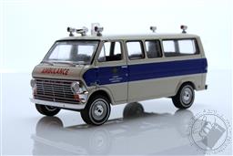First Responders Series 1 - 1969 Ford Econoline Ambulance - Ontario Hospital Services Commission, Ontario, Canada,Greenlight Collectibles 