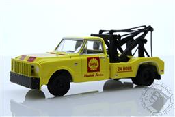Shell Oil Special Edition Series 1 - 1967 Chevrolet C-30 Wrecker “Shell Roadside Service 24 Hour”,Greenlight Collectibles