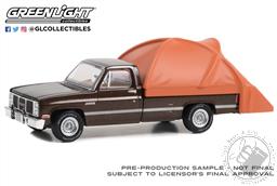 PREORDER The Great Outdoors Series 3 - 1986 GMC Sierra Classic 1500 - Dark Brown Metallic with Modern Truck Bed Tent (AVAILABLE APR-MAY 2023),Greenlight Collectibles