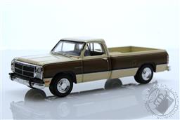 PREORDER 1992 1st Generation Ram Two Tone Brown - Outback Toy’s Exclusive (AVAILABLE JAN-FEB 2023),Greenlight Collectibles