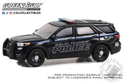 PREORDER Hot Pursuit - 2023 Ford Police Interceptor Utility - Shelby Township, Michigan (Hobby Exclusive) (AVAILABLE JUL-AUG 2023),Greenlight Collectibles