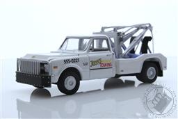 Fall Guy Stuntman Association - 1969 Chevrolet C-30 Dually Wrecker - Jerry’s Towing,Greenlight Collectibles