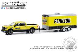 Hitch & Tow Series 30 - 2018 Nissan Titan XD Pro-4X with Enclosed Car Hauler – Pennzoil Preorder December 2023,Greenlight Collectibles